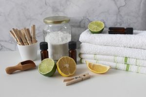 La propreté et l&rsquo;hygiène sont essentielles pour maintenir un environnement sain et agréable dans notre foyer. Cependant, les produits d&rsquo;entretien conventionnels contiennent souvent des substances nocives pour notre santé et l&rsquo;environnement. C&rsquo;est pourquoi il est de plus en plus recommandé [&hellip;]